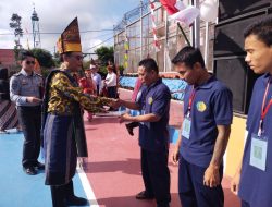 Kalapas Pematangsiantar Serahkan Remisi Khusus, Pesan: Jangan Lagi Melanggar Hukum