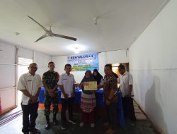Pastikan Aman Dan Lancar Babinsa Kodim1209-03/SRY   Dampingi Salurkan BLT Dana Desa