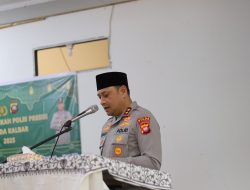 Polda Kalbar Laksanakan Jumat Berkah Polri Presisi Di Pondok Pesantren Mu’thasim Billah Al-Islami