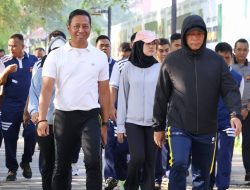Polresta Pontianak Tingkatkan Kebugaran Personel Melalui Kegiatan Jalan Sehat