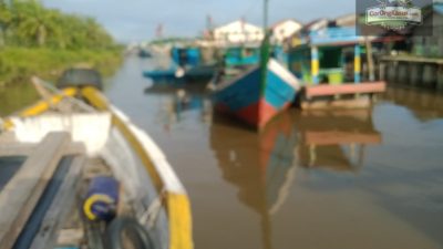 Sungai Kuala Singkawang Kritis: Pendangkalan, Kapal Kandas, dan Lemahnya Pengawasan Pemerintah!
