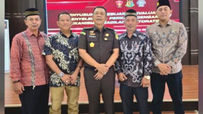 Kejati Kalbar Perkuat Pendekatan Humanis Lewat Evaluasi Restorative Justice Bersama Tokoh Masyarakat