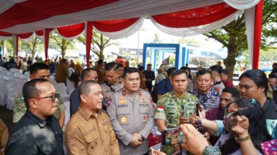 Dukung Semangat Gotong Royong, Komandan Kodaeral XII Hadiri Pencanangan BBGRM dan HARGANAS Tingkat Kalimantan Barat