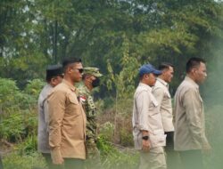 Presiden Prabowo Tinjau Penanganan Karhutla di Kalbar, Pangdam XII/Tpr Bersama Forkopimda Pastikan Sinergi di Lapangan